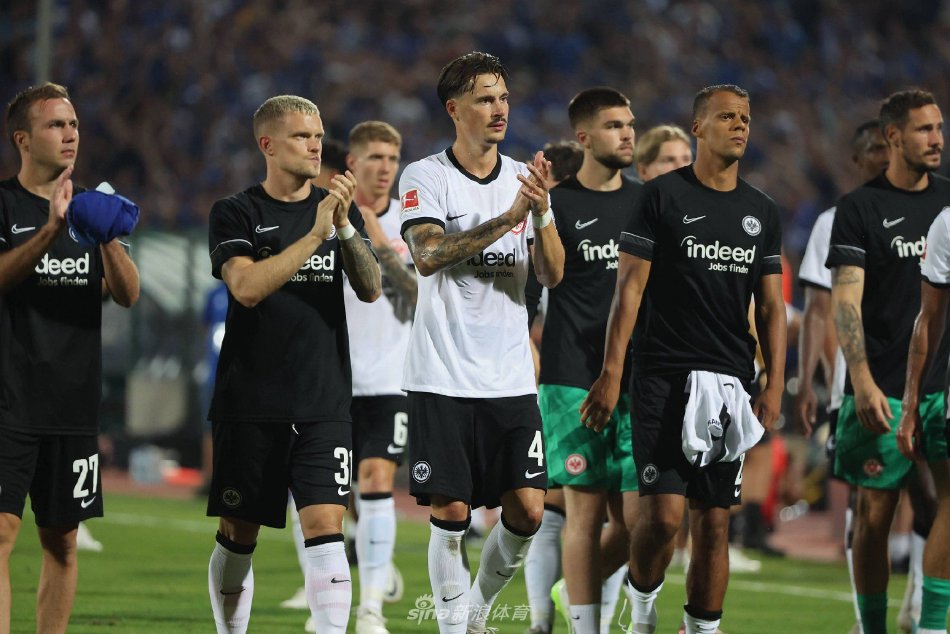 双方互有攻 双方互有攻