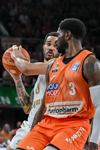 判罚密切相 判罚密切相